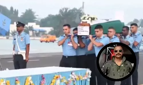 துபாய் விமான கண்காட்சியில் விபத்து: கோவைக்கு கொண்டுவரப்பட்ட தேஜஸ் விமானி உடல்