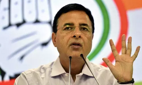 சண்டிகர் நிர்வாகம் விவகாரம்: மத்திய அரசின் முயற்சி கூட்டாட்சி மீதான தாக்குதல்- சுர்ஜிவாலா