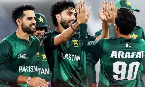 ரைசிங்ஸ்டார் ஆசிய கோப்பை: சூப்பர் ஓவரில் வங்கதேசத்தை வீழ்த்தி சாம்பியன் பட்டம் வென்றது பாகிஸ்தான்