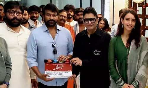 பிரபாஸ் - சந்தீப் வங்கா கூட்டணியில் உருவாகும் Spirit பட பூஜையில் பங்கேற்ற சிரஞ்சீவி