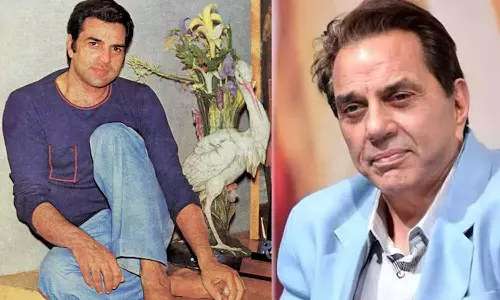 பழம்பெரும் பாலிவுட் நடிகர் தர்மேந்திரா காலமானார்