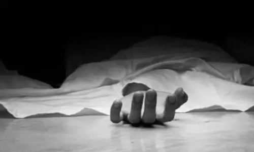 4 நாட்கள் Freezer-இல் வைத்திருங்கள் - வீட்டில் திருமணம்.. முதியோர் இல்லத்தில் உயிரிழந்த தாயின் உடலை வாங்க மறுத்த மகன்