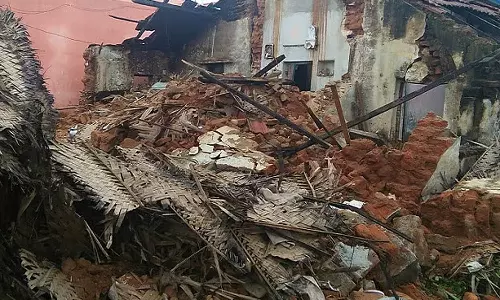 தஞ்சை மாவட்டத்தில் தொடர் மழையால் 22 வீடுகள் இடிந்து சேதம்