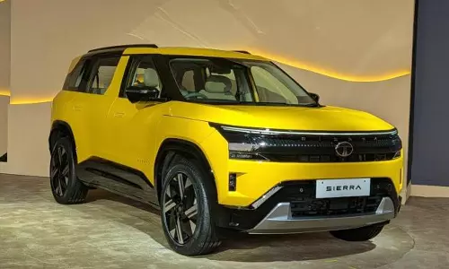 ரூ. 11.49 லட்சம் தான்... மாஸ் comeback கொடுத்த டாடா சியரா..!