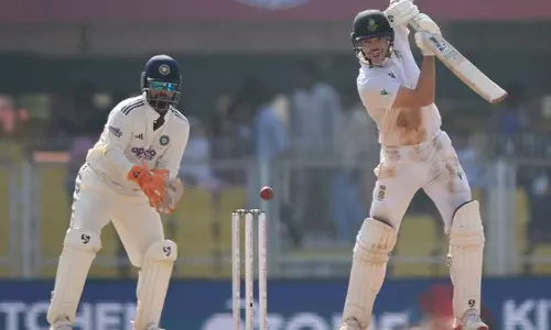 ஒருவழியா டிக்ளேர் பண்ணிட்டாங்க: இந்தியாவுக்கு 549 ரன்கள் இலக்கு நிர்ணயித்த தென் ஆப்பிரிக்கா