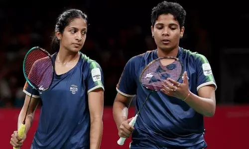 சையத் மோடி பேட்மிண்டன்: 2வது சுற்றுக்கு முன்னேறியது இந்திய ஜோடி