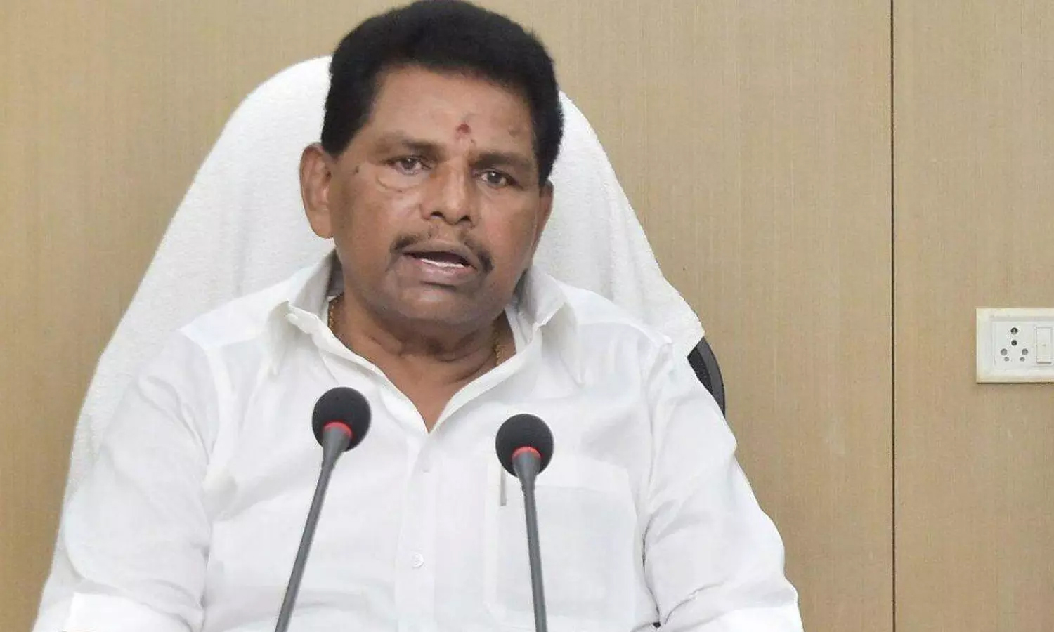 உலக மீன்வள தின கொண்டாட்டம்: நலத்திட்ட உதவிகளை வழங்கிய அமைச்சர் அனிதா ராதாகிருஷ்ணன்