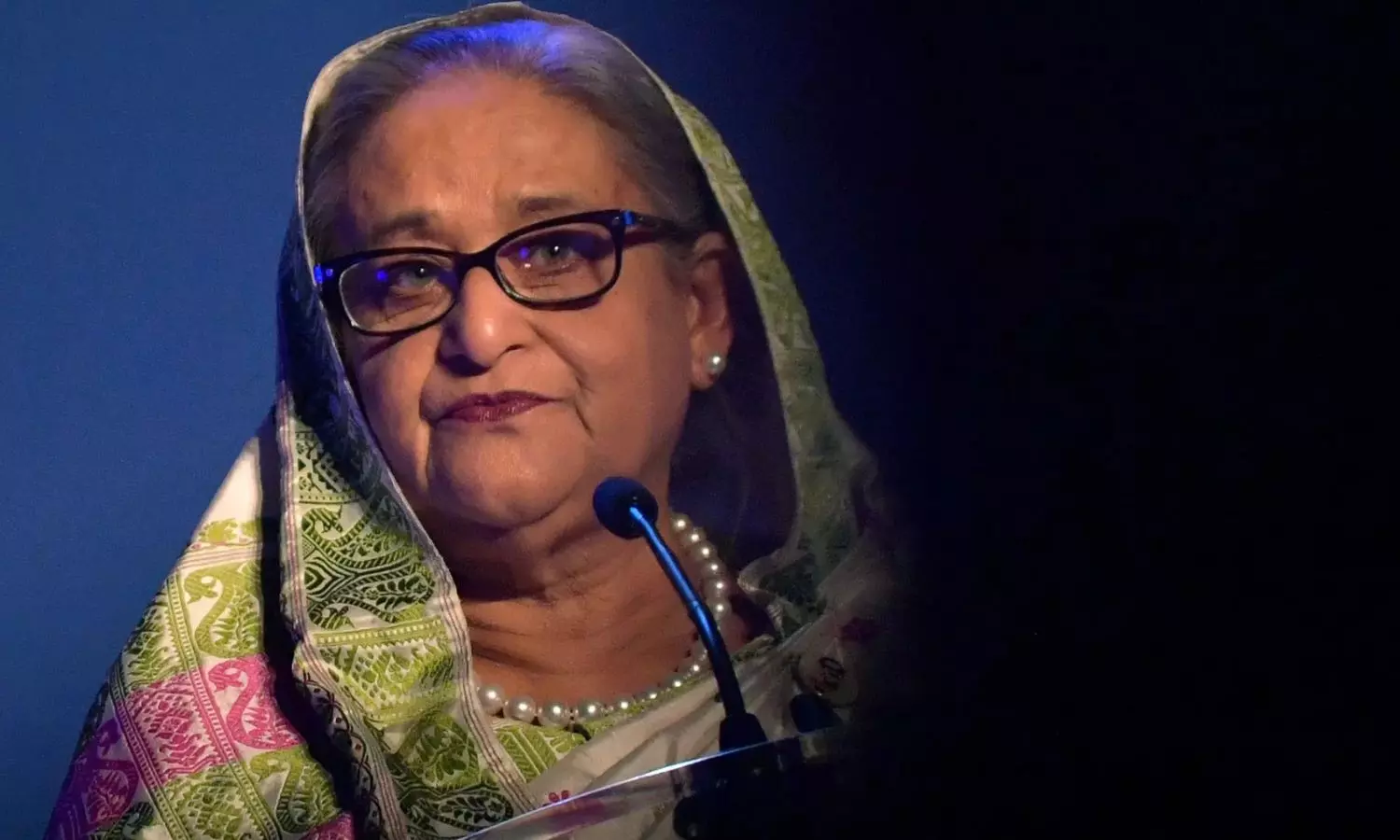 இடி மேல் இடி.. ஊழல் வழக்குகளில் ஷேக் ஹசீனாவுக்கு 21 ஆண்டுகள் சிறை தண்டனை விதிப்பு இடி மேல் இடி.. ஊழல் வழக்குகளில் ஷேக் ஹசீனாவுக்கு 21 ஆண்டுகள் சிறை தண்டனை விதிப்பு