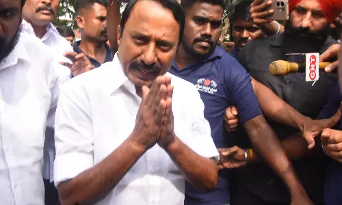 அ.தி.மு.க.-வுக்கு எதிராக களம் காணும் செங்கோட்டையன்: த.வெ.க.-வுக்கு வலுசேர்ப்பாரா?