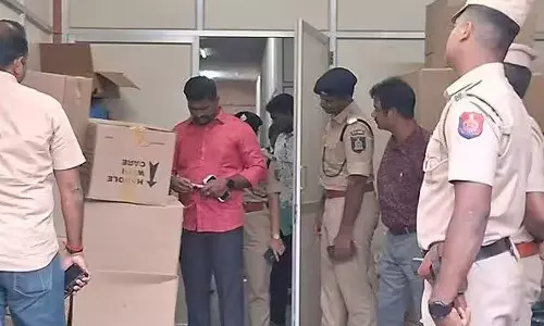 புதுச்சேரியில்  கோடிக்கணக்கில் போலி மாத்திரை, மருந்து தயாரித்து விற்பனை செய்த 2 பேர் கைது