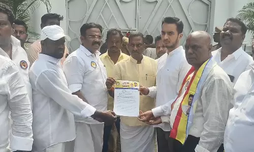 புதுச்சேரியில் போலி மாத்திரைகள் தயாரிப்பு: ஆளுநர் மாளிகையில் ஜே.சி.எம் மன்றத்தினர் மனு