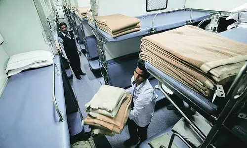 ஏசி அல்லாத ரெயில் பெட்டிகளில் பயணிப்போருக்கு இனி தலையணை, போர்வை- தெற்கு ரெயில்வே