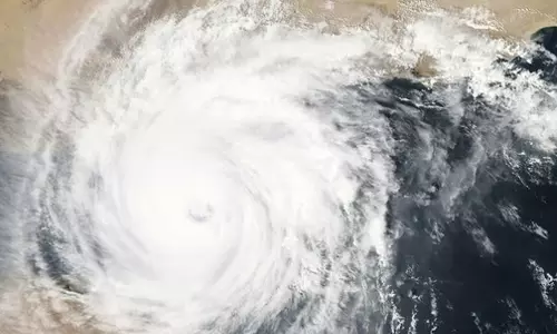 சென்னைக்கு 290 கி.மீ தொலைவில் டிட்வா புயல்