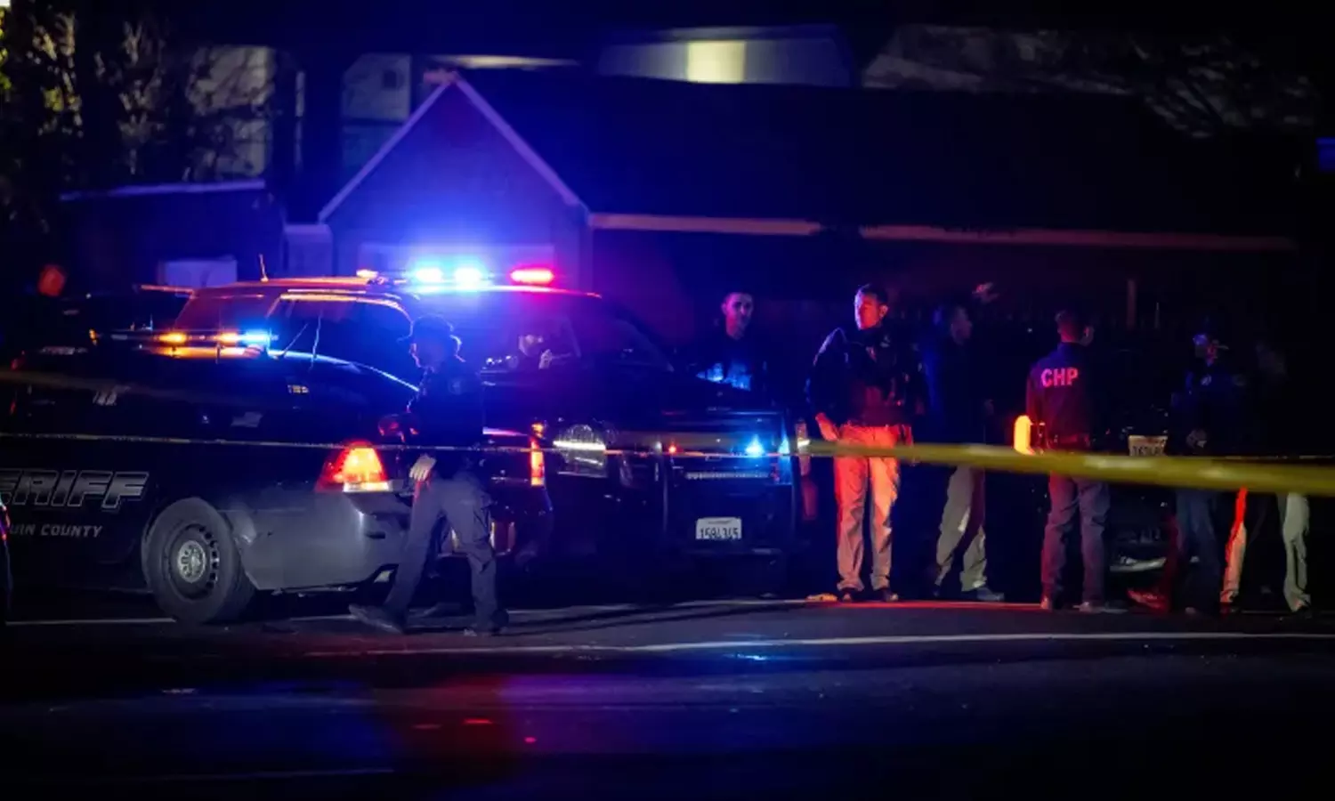 அமெரிக்காவில் துப்பாக்கி சூடு- 4 பேர் உயிரிழப்பு