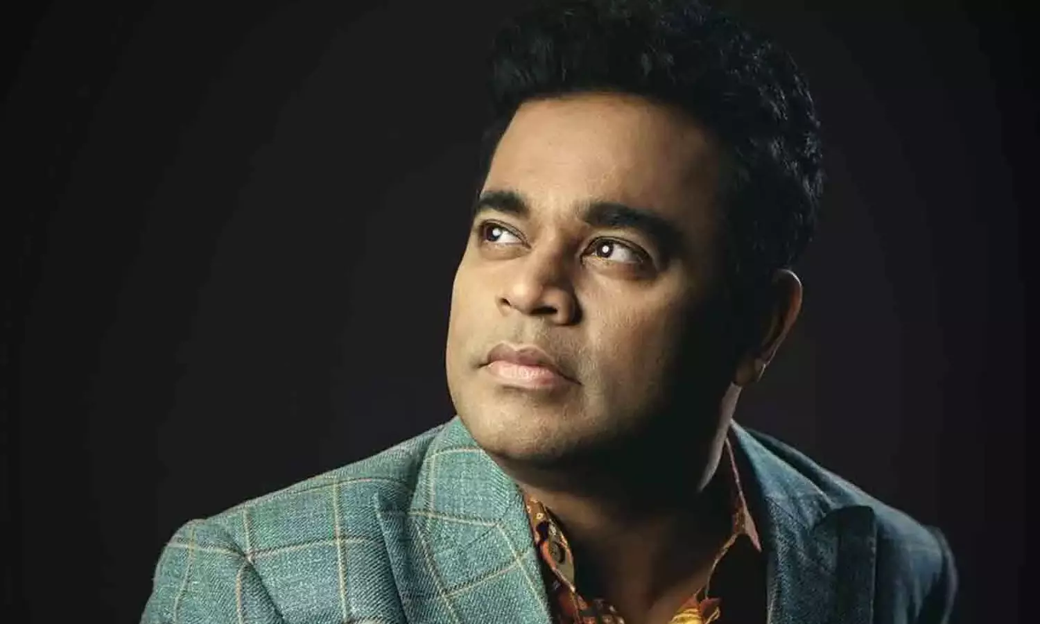 நாகூர் தர்காவின் சந்தனம் பூசும் விழாவுக்கு ஆட்டோவில் வந்த ஏ.ஆர்.ரஹ்மான்