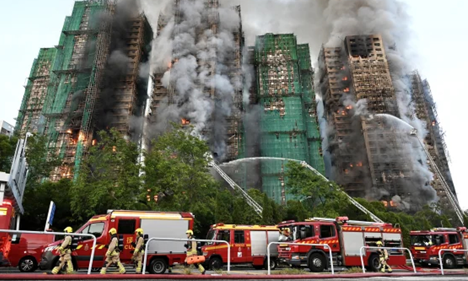 ஹாங்காங் தீ விபத்து; உயிரிழப்பு எண்ணிக்கை 151 ஆக உயர்வு