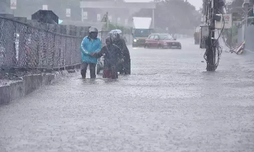 சென்னை, திருவள்ளூர் மாவட்டங்களுக்கு இன்று ரெட் அலர்ட்