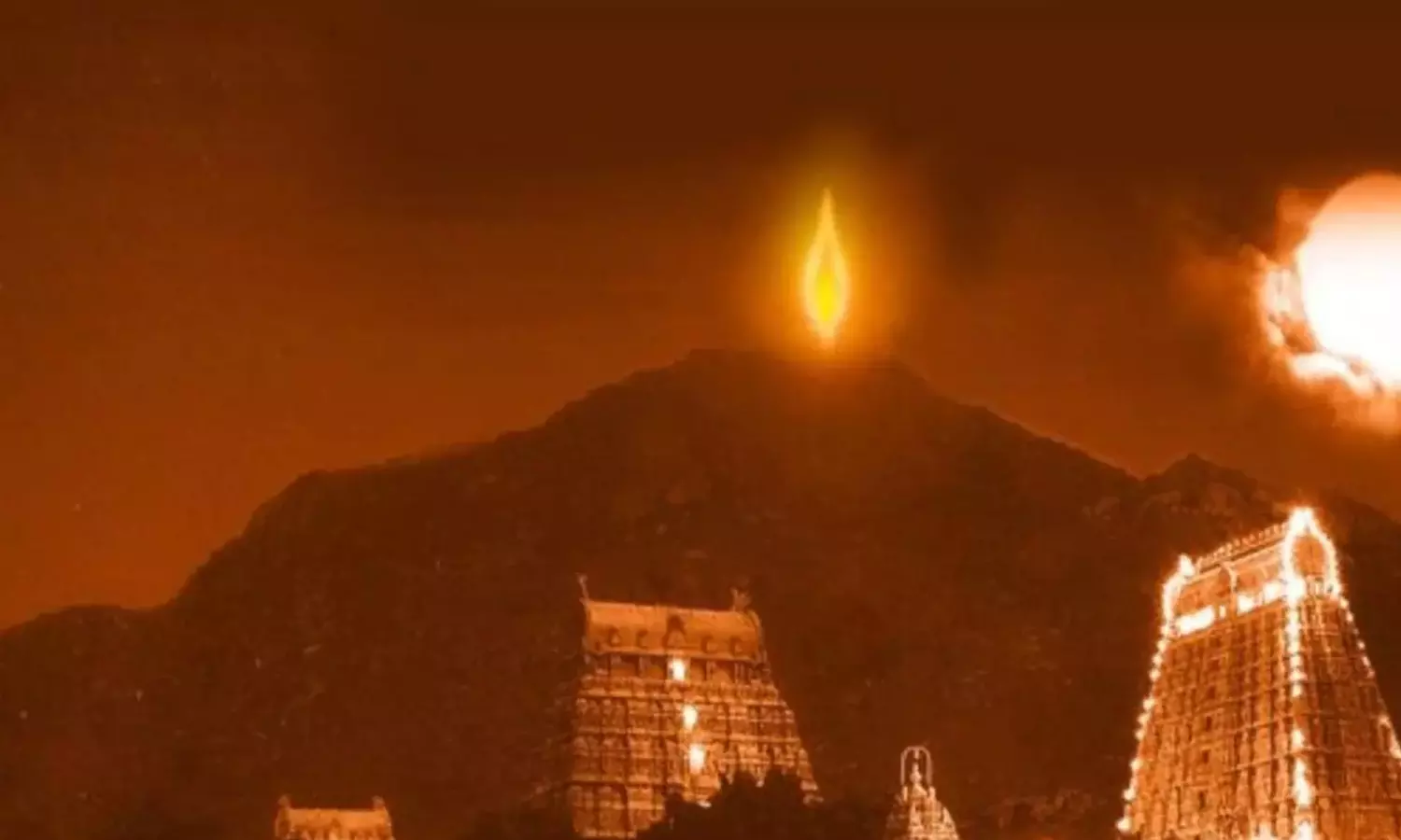 Indraya Panchangam மற்றும் முக்கிய நிகழ்வுகள்- 3 டிசம்பர் 2025: திருக்கார்த்திகை தீபத்திருவிழா