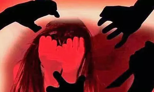 கோவை மாணவி பாலியல் வன்கொடுமை வழக்கில் குற்றப்பத்திரிகை தாக்கல்: குற்றவாளிகள் மீது 13 பிரிவுகளில் வழக்கு