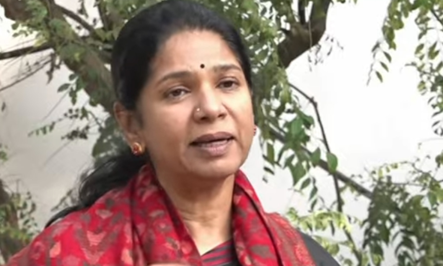 மதக்கலவரத்தை உருவாக்குவது தான் பா.ஜ.க.வின் அரசியல் வியூகம் - கனிமொழி எம்.பி. குற்றச்சாட்டு