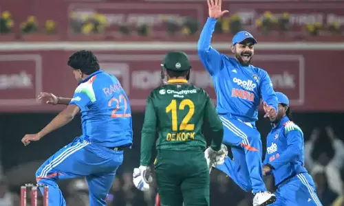 இந்தியா- தென் ஆப்பிரிக்கா மோதும் 3-வது ஒருநாள் போட்டி: கோலியால் விற்று தீர்ந்த டிக்கெட்டுகள்