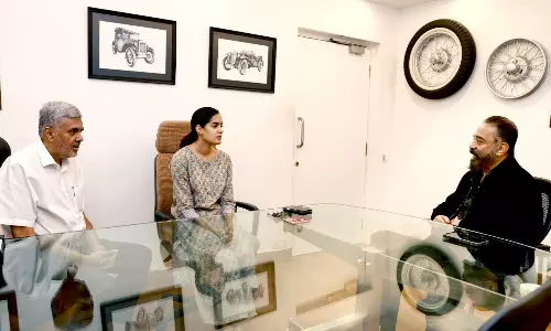 ஏவிஎம் சரவணன் குடும்பத்தினரை நேரில் சந்தித்து கமல் ஆறுதல்