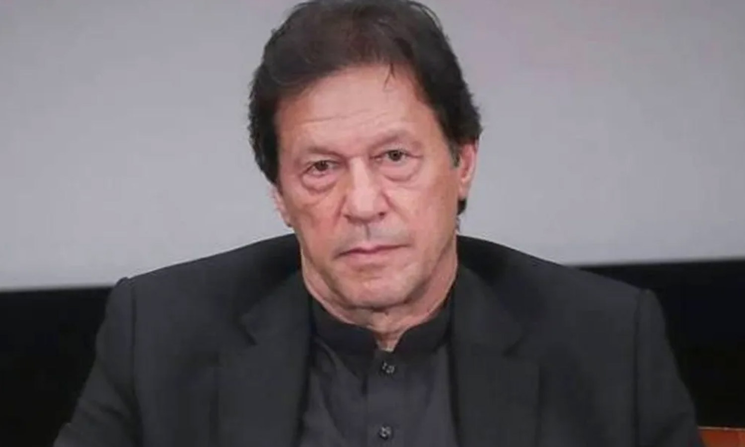 ராணுவ தளபதி குறித்து விமர்சனம்: இம்ரான்கானுக்கு பாகிஸ்தான் ராணுவம் கண்டனம்