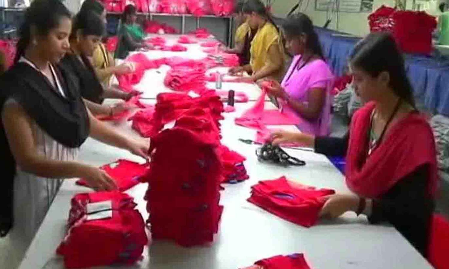 உற்பத்தி செலவு அதிகரிப்பால் பனியன் ஆடைகள் விலையை 5 சதவீதம் உயர்த்த திட்டம்