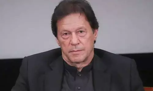 ராணுவ தளபதி குறித்து விமர்சனம்: இம்ரான்கானுக்கு பாகிஸ்தான் ராணுவம் கண்டனம்