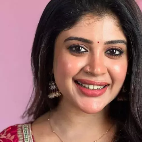 காயத்ரி ஷான் காயத்ரி ஷான்