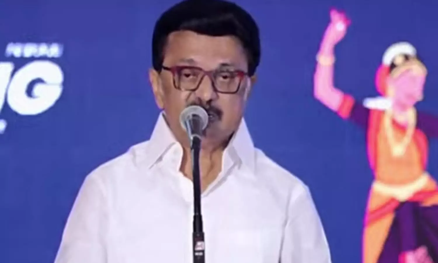 கோவில் நகரமான மதுரை தொழில் நகரமாகவும் புகழ்பெற வேண்டும் - முதலமைச்சர் மு.க.ஸ்டாலின் கோவில் நகரமான மதுரை தொழில் நகரமாகவும் புகழ்பெற வேண்டும் - முதலமைச்சர் மு.க.ஸ்டாலின்