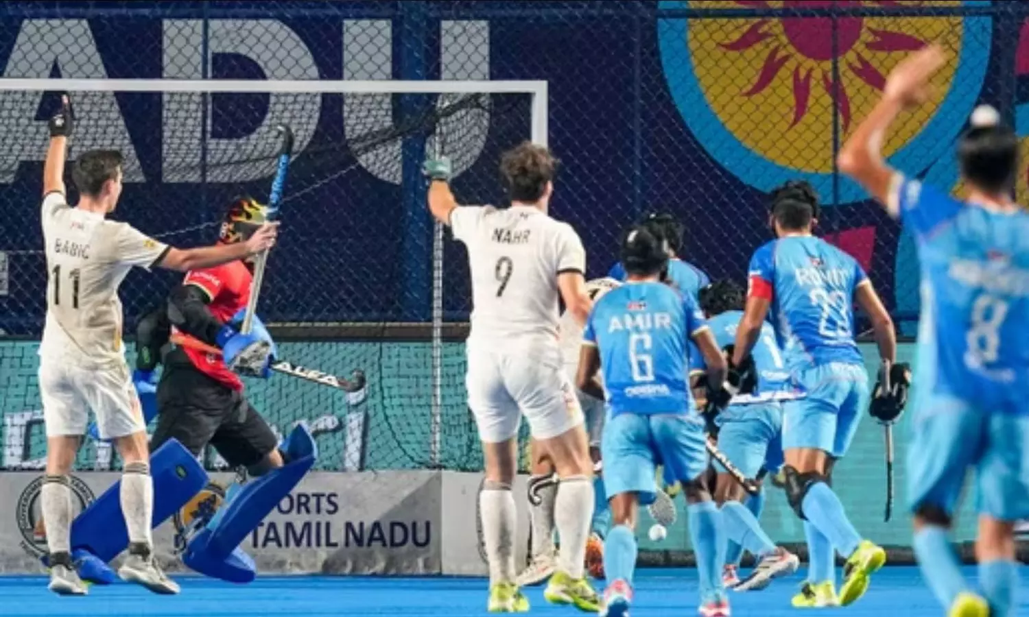 ஜூனியர் உலக கோப்பை ஹாக்கி: இந்தியாவை வீழ்த்தி இறுதிப் போட்டிக்கு முன்னேறிய ஜெர்மனி ஜூனியர் உலக கோப்பை ஹாக்கி: இந்தியாவை வீழ்த்தி இறுதிப் போட்டிக்கு முன்னேறிய ஜெர்மனி