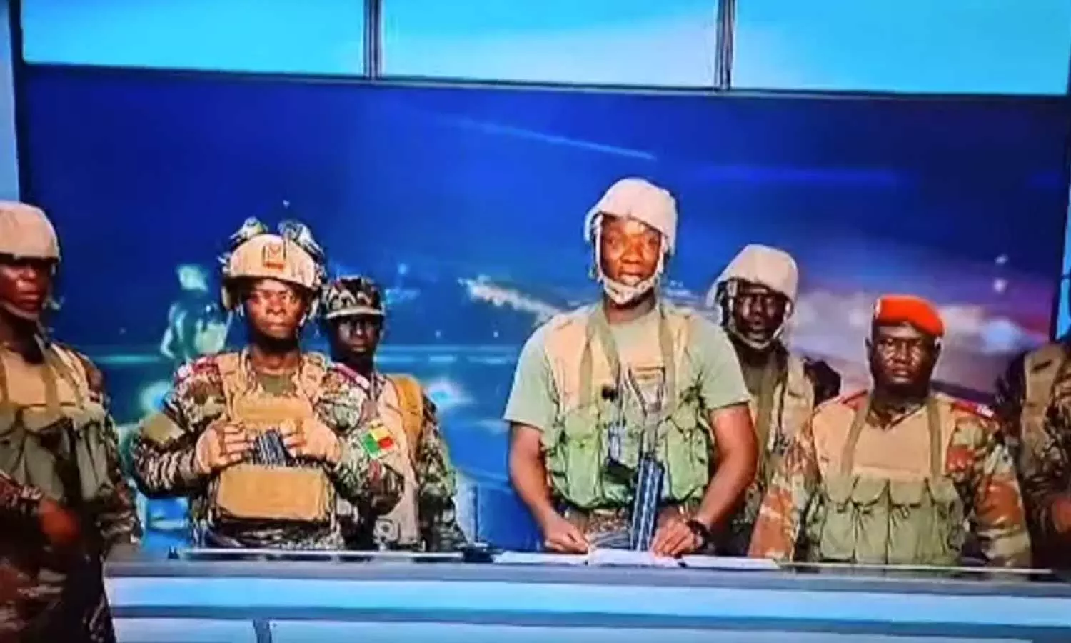 ஆப்பிரிக்க நாடான பெனினில் நடைபெற்ற ஆட்சிக் கவிழ்ப்பு முறியடிப்பு ஆப்பிரிக்க நாடான பெனினில் நடைபெற்ற ஆட்சிக் கவிழ்ப்பு முறியடிப்பு