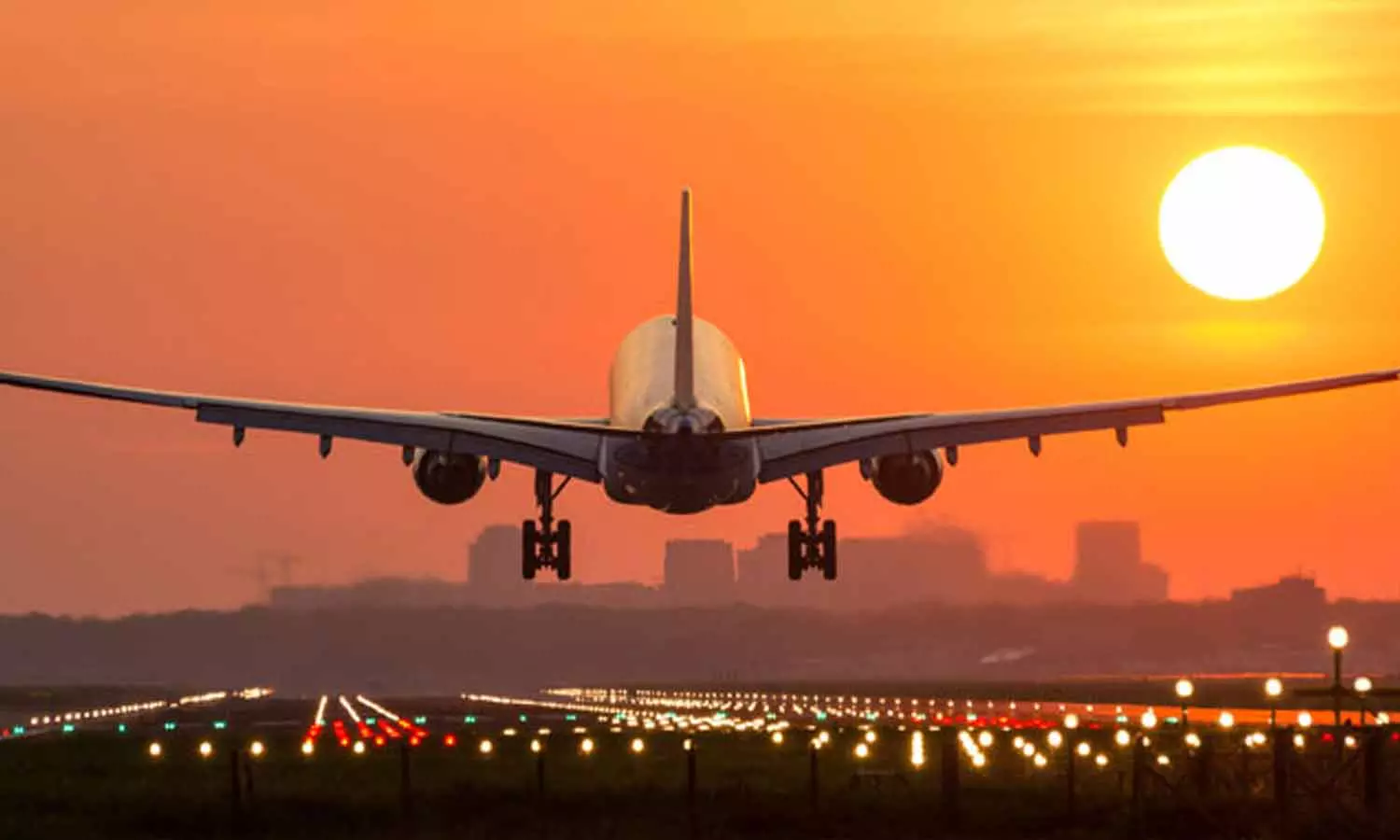 கோவையில் இன்று 8 விமானங்கள் ரத்து கோவையில் இன்று 8 விமானங்கள் ரத்து