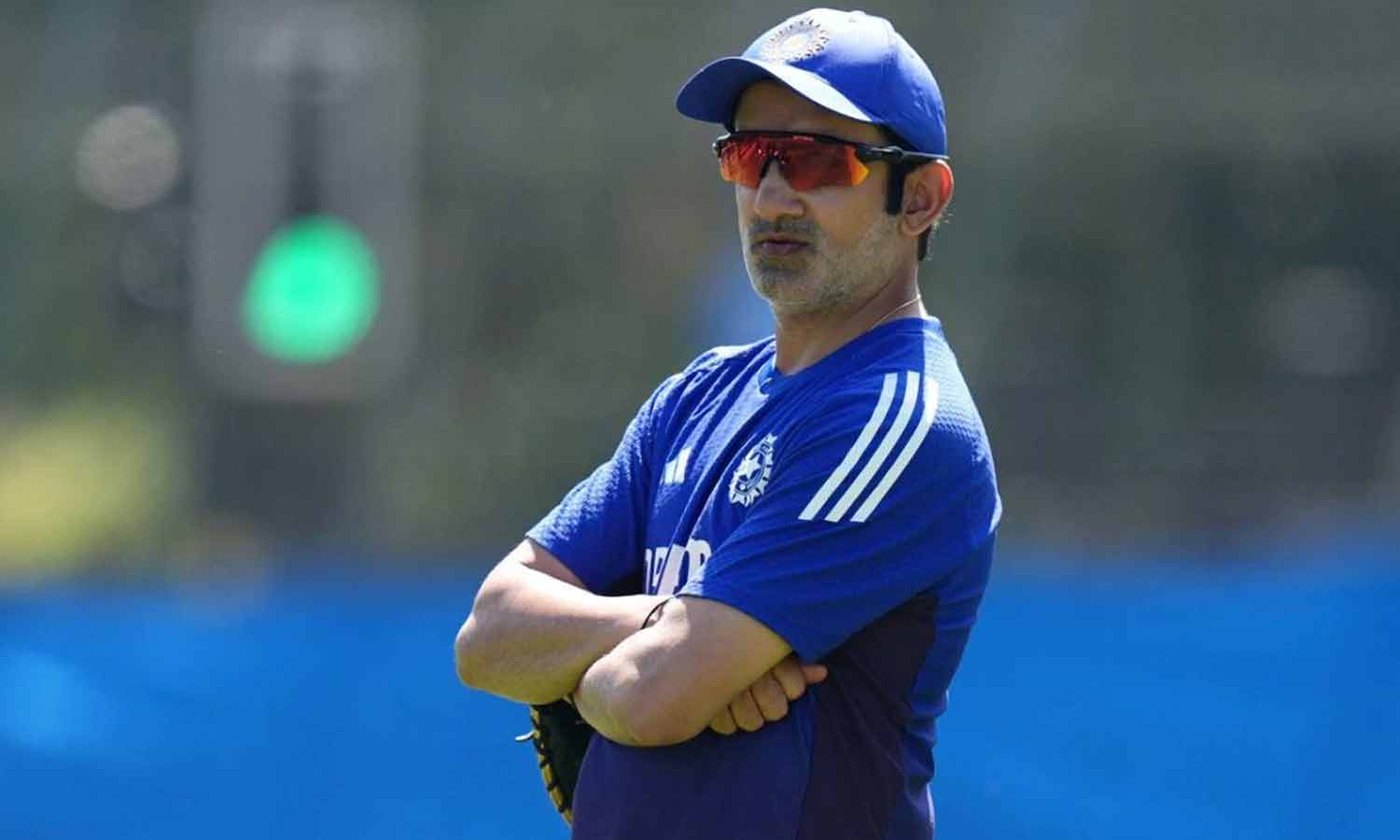 டெஸ்ட் அணிக்கு தனி பயிற்சியாளர் நியமிக்க வேண்டுமா: ஐ.பி.எல். அணியின் உரிமையாளருக்கு கம்பீர் பதிலடி