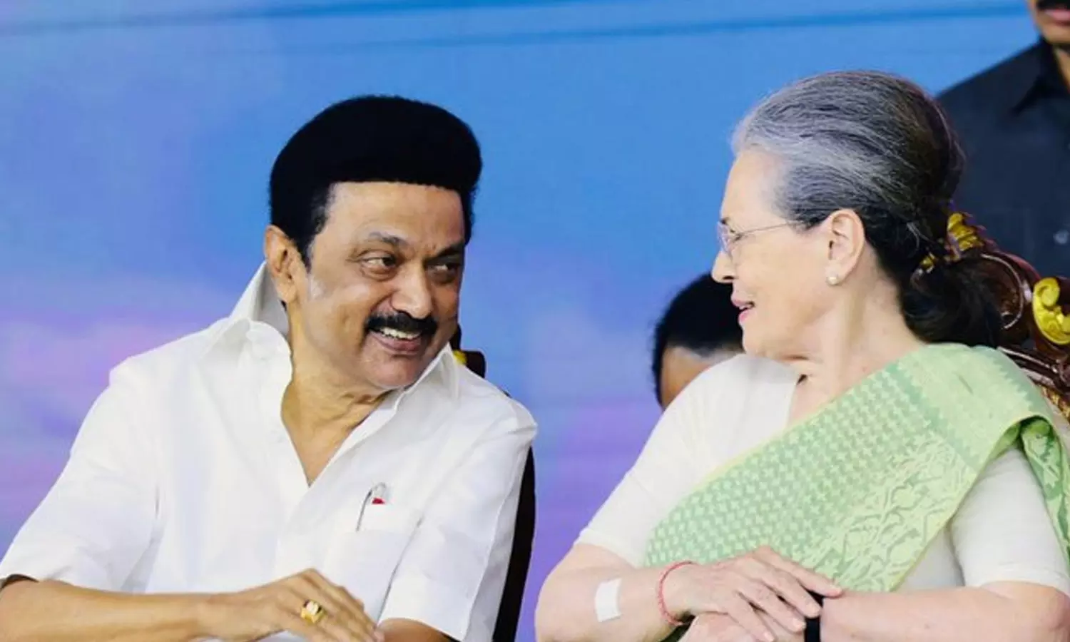 சோனியா காந்திக்கு பிறந்தநாள் வாழ்த்து- முதலமைச்சர் மு.க.ஸ்டாலின் சோனியா காந்திக்கு பிறந்தநாள் வாழ்த்து- முதலமைச்சர் மு.க.ஸ்டாலின்