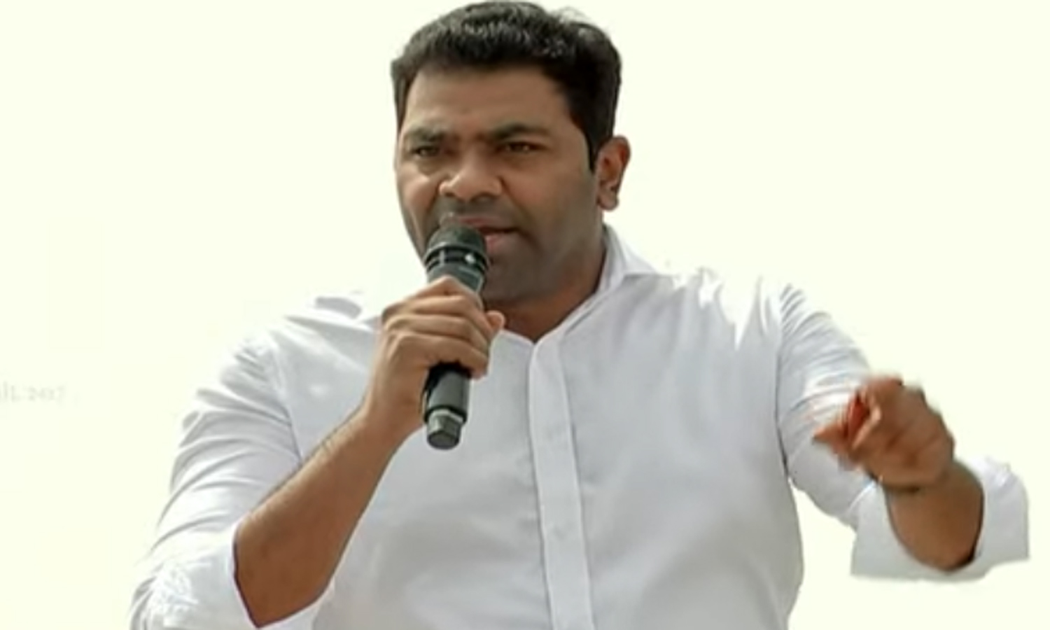 பிரசாரத்தை முடக்காதீர்கள் - 'தில்' இருந்தால் தேர்தலில் மோதுங்கள்: ஆதவ் அர்ஜுனா