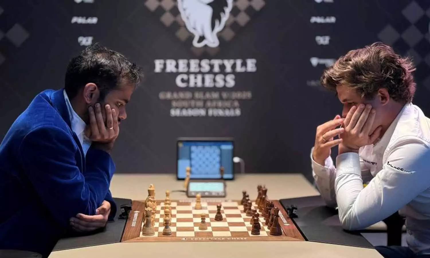 VIDEO: ஃப்ரீஸ்டைல் செஸ் கிராண்ட்ஸ்லாம்- கார்ல்சனை வீழ்த்திய இந்திய வீரர் எரிகைசி VIDEO: ஃப்ரீஸ்டைல் செஸ் கிராண்ட்ஸ்லாம்- கார்ல்சனை வீழ்த்திய இந்திய வீரர் எரிகைசி