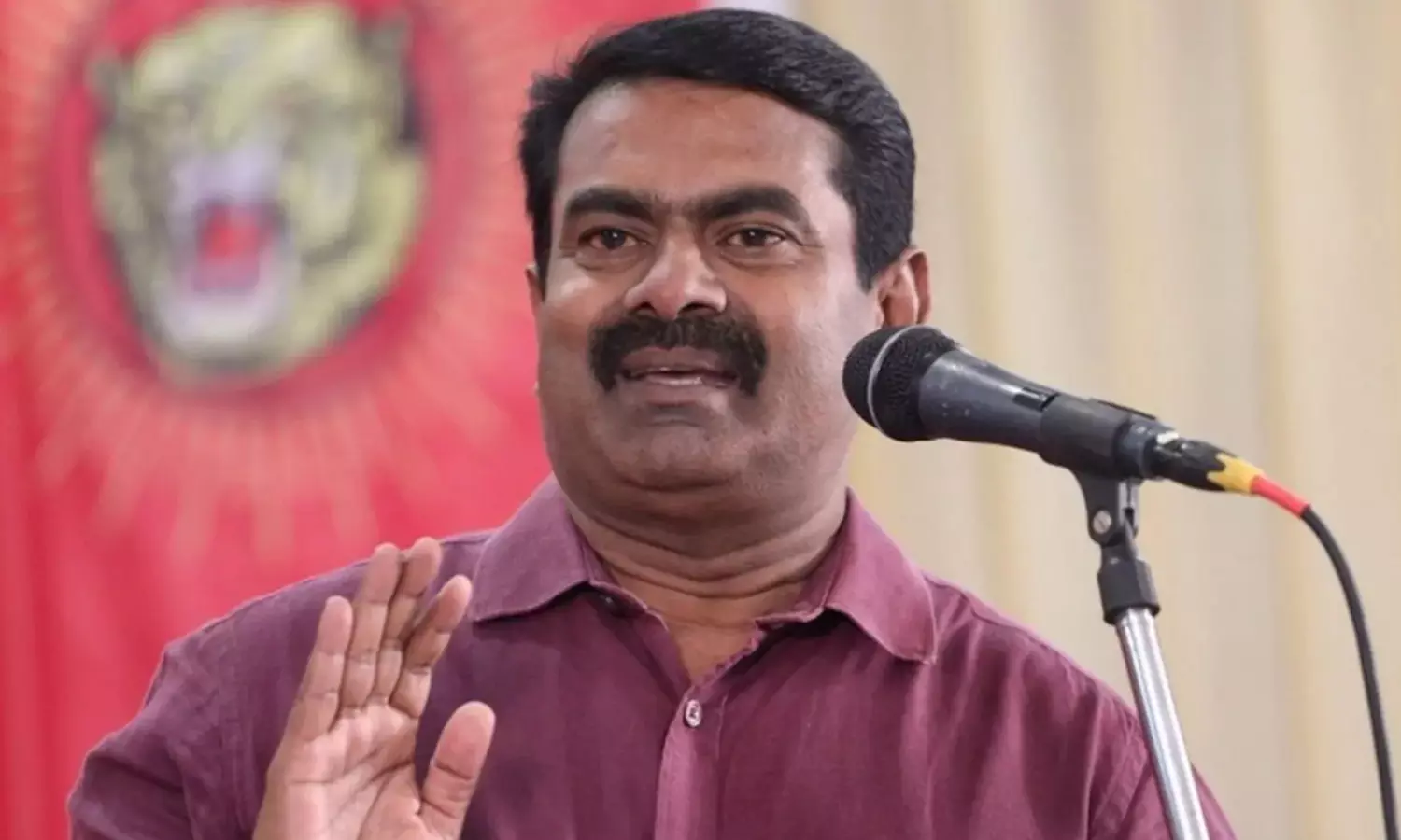 த.வெ.க. தலைவர் விஜயை பாராட்டிய சீமான் த.வெ.க. தலைவர் விஜயை பாராட்டிய சீமான்