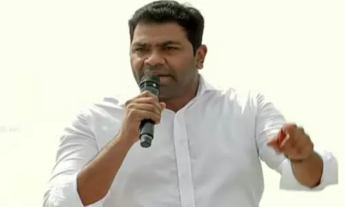 பிரசாரத்தை முடக்காதீர்கள் - தில் இருந்தால் தேர்தலில் மோதுங்கள்: ஆதவ் அர்ஜுனா பிரசாரத்தை முடக்காதீர்கள் - தில் இருந்தால் தேர்தலில் மோதுங்கள்: ஆதவ் அர்ஜுனா