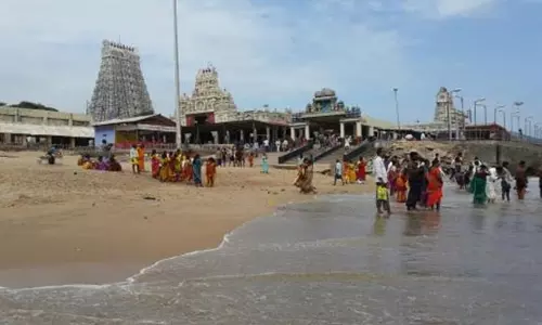மார்கழி மாதம் - திருச்செந்தூர் கோவிலில் அதிகாலை 3 மணிக்கு நடைதிறப்பு மார்கழி மாதம் - திருச்செந்தூர் கோவிலில் அதிகாலை 3 மணிக்கு நடைதிறப்பு