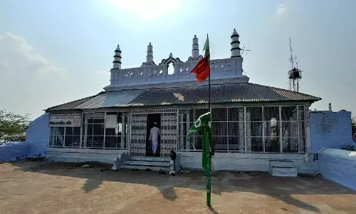 சர்ச்சைகளுக்கு மத்தியில் திருப்பரங்குன்றம் சிக்கந்தர் தர்காவுக்கு வெடிகுண்டு மிரட்டல்!