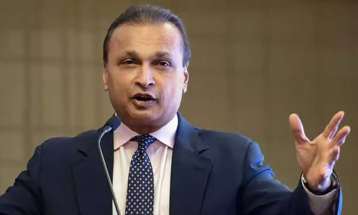 அனில் அம்பானி நிறுவனத்தின் 13 வங்கிக்கணக்குகள் முடக்கம் - அமலாக்கத்துறை நடவடிக்கை அனில் அம்பானி நிறுவனத்தின் 13 வங்கிக்கணக்குகள் முடக்கம் - அமலாக்கத்துறை நடவடிக்கை