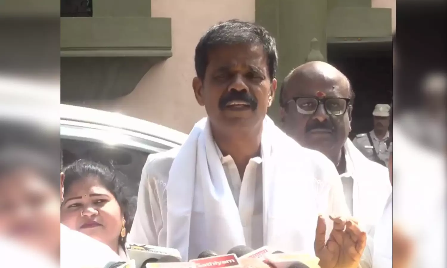 முதலமைச்சர் மு.க.ஸ்டாலின் சிறப்பாக ஆட்சி செய்கிறார்- பி.டி. செல்வகுமார் முதலமைச்சர் மு.க.ஸ்டாலின் சிறப்பாக ஆட்சி செய்கிறார்- பி.டி. செல்வகுமார்