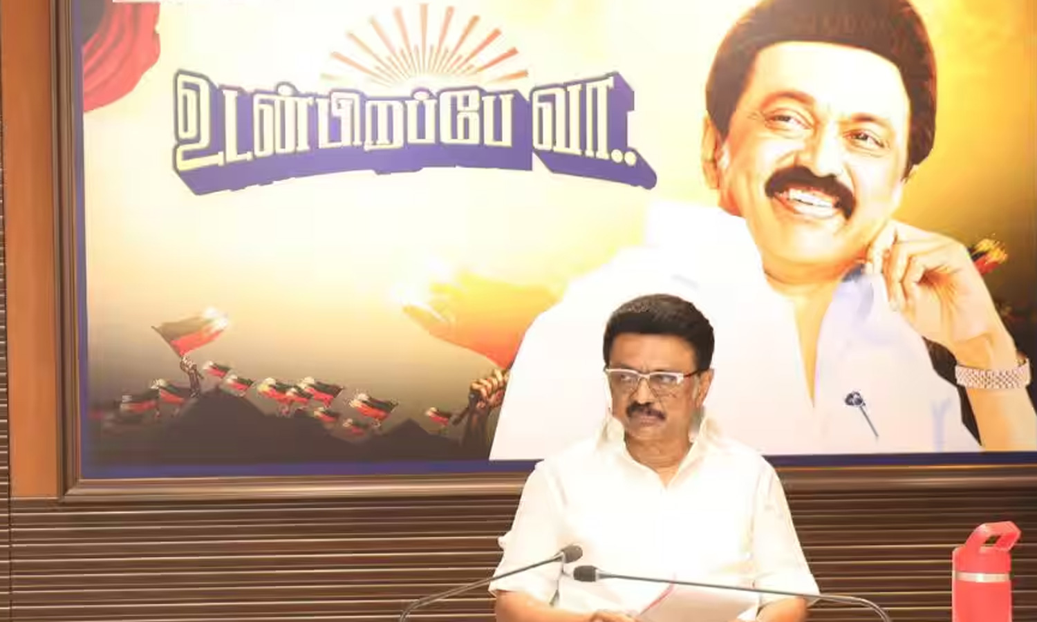'உடன்பிறப்பே வா' நிகழ்ச்சி: தாராபுரம்-காங்கேயம் தொகுதி நிர்வாகிகளுடன் மு.க.ஸ்டாலின் ஆலோசனை