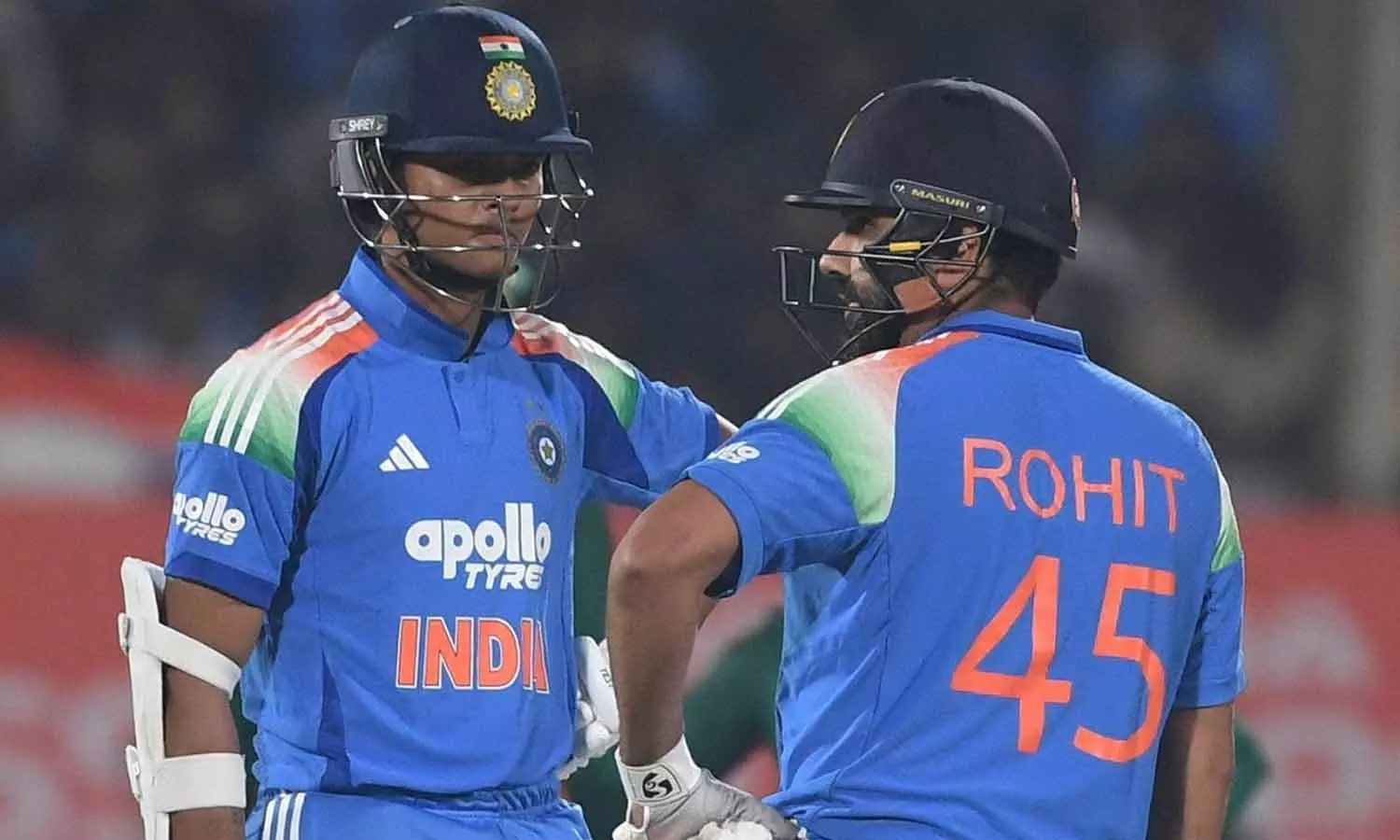 கடைசி போட்டியில் பதட்டமாக இருந்தேன்... ரோகித் கூறிய அந்த வார்த்தை- ஜெய்ஸ்வால் நெகிழ்ச்சி கடைசி போட்டியில் பதட்டமாக இருந்தேன்... ரோகித் கூறிய அந்த வார்த்தை- ஜெய்ஸ்வால் நெகிழ்ச்சி