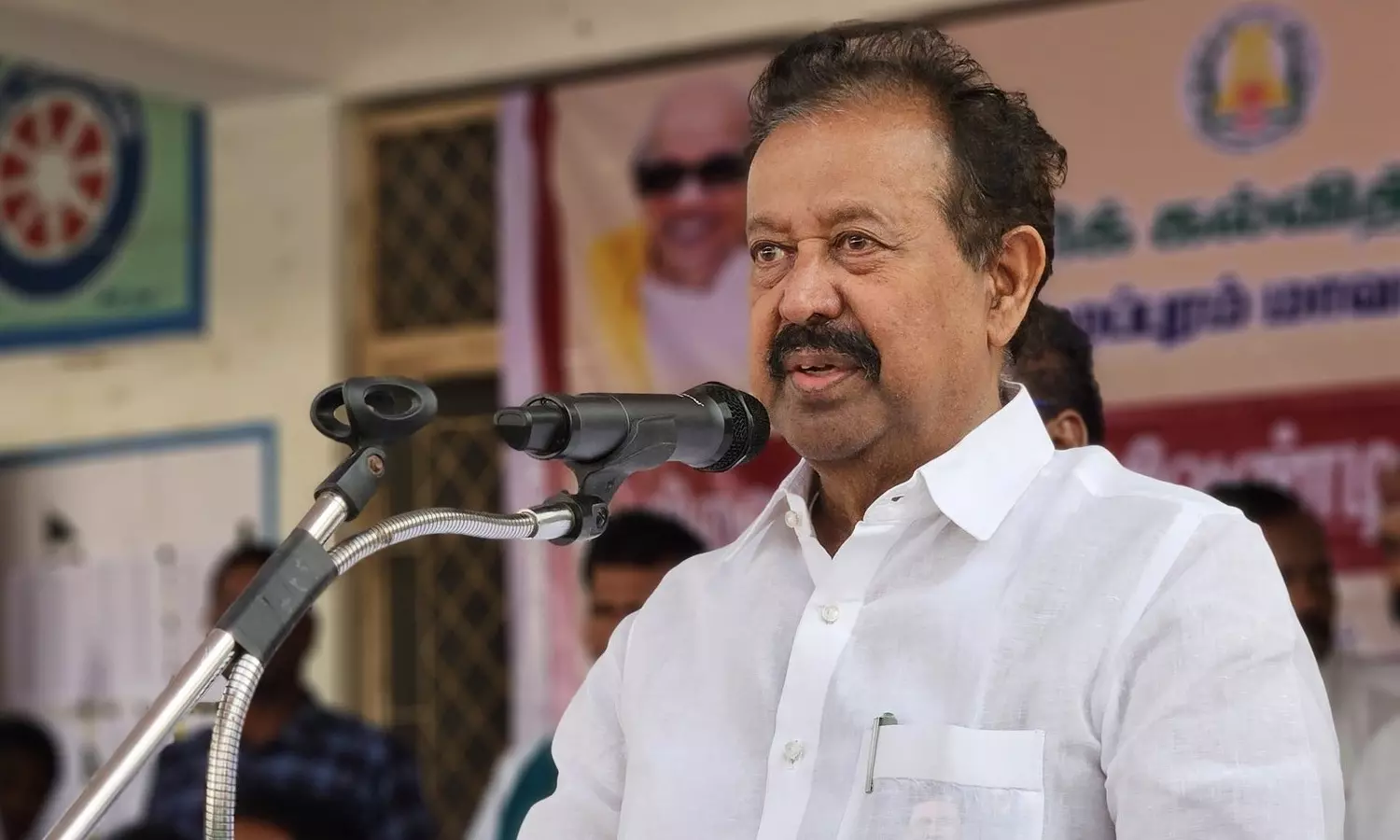 தற்போது பாஜகவின் அடிமையாகிவிட்டார் இபிஎஸ் - பொன்முடி! தற்போது பாஜகவின் அடிமையாகிவிட்டார் இபிஎஸ் - பொன்முடி!