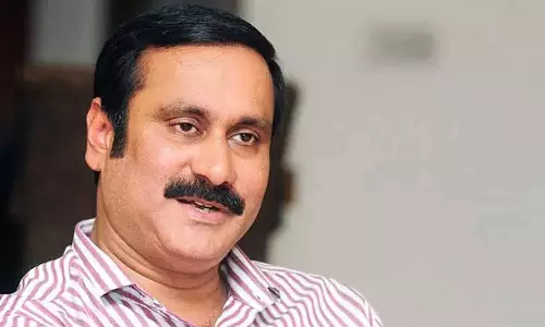 அரசு பள்ளிகளில் மாணவர் எண்ணிக்கை 5.31 லட்சம் வீழ்ச்சி: மூடுவிழா நடத்துவது தான் திமுக அரசின் சாதனை- அன்புமணி