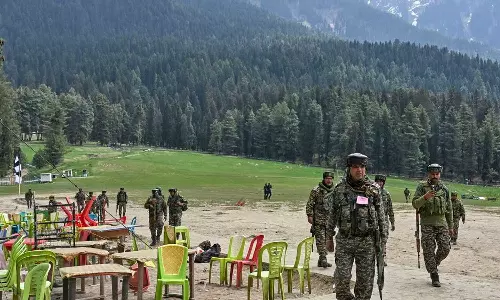 2025 REWIND:இந்தியாவையே உலுக்கிய பஹல்காம் தாக்குதல்: டூரிஸ்ட்களை சுட்டுக் கொன்ற அட்டூழியம் 2025 REWIND:இந்தியாவையே உலுக்கிய பஹல்காம் தாக்குதல்: டூரிஸ்ட்களை சுட்டுக் கொன்ற அட்டூழியம்