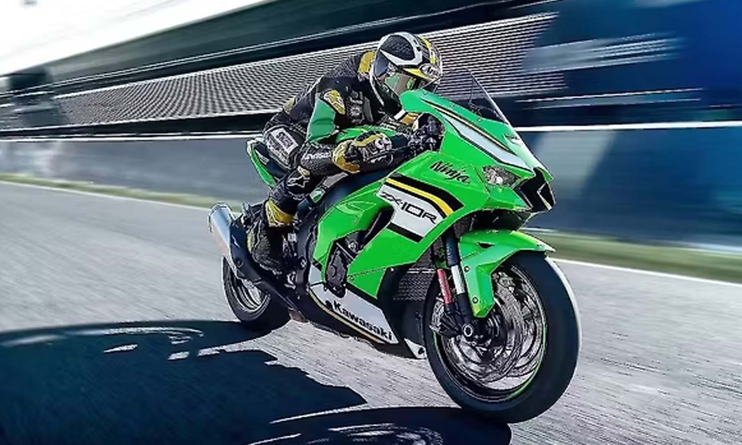 ரூ.2.5 லட்சம் வரை தள்ளுபடி... சூப்பர் பைக் வாங்க சூப்பர் சான்ஸ்..!